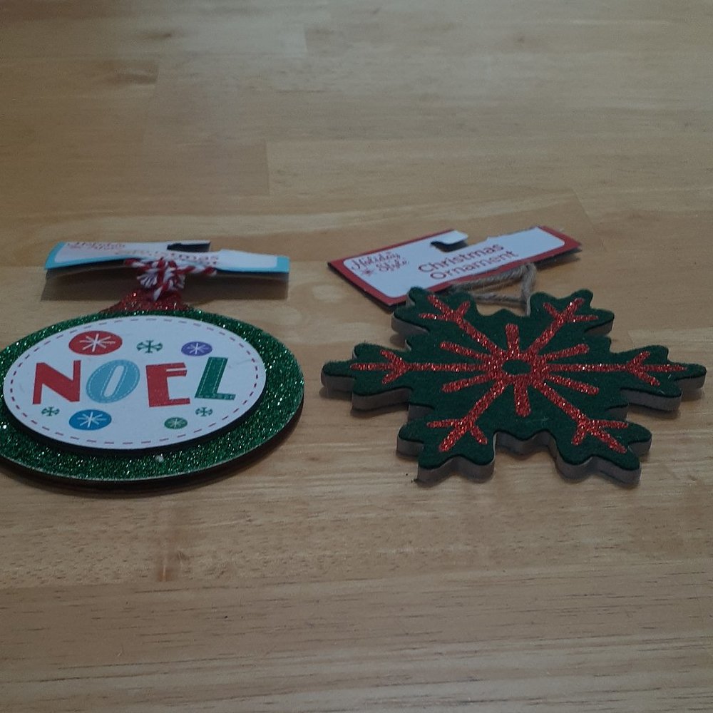 Set of 2 Holiday Style Wood Glitter Ornaments New